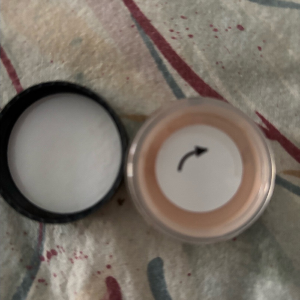 bareMinerals Translucent Setting Powder - Picture 2 of 2
